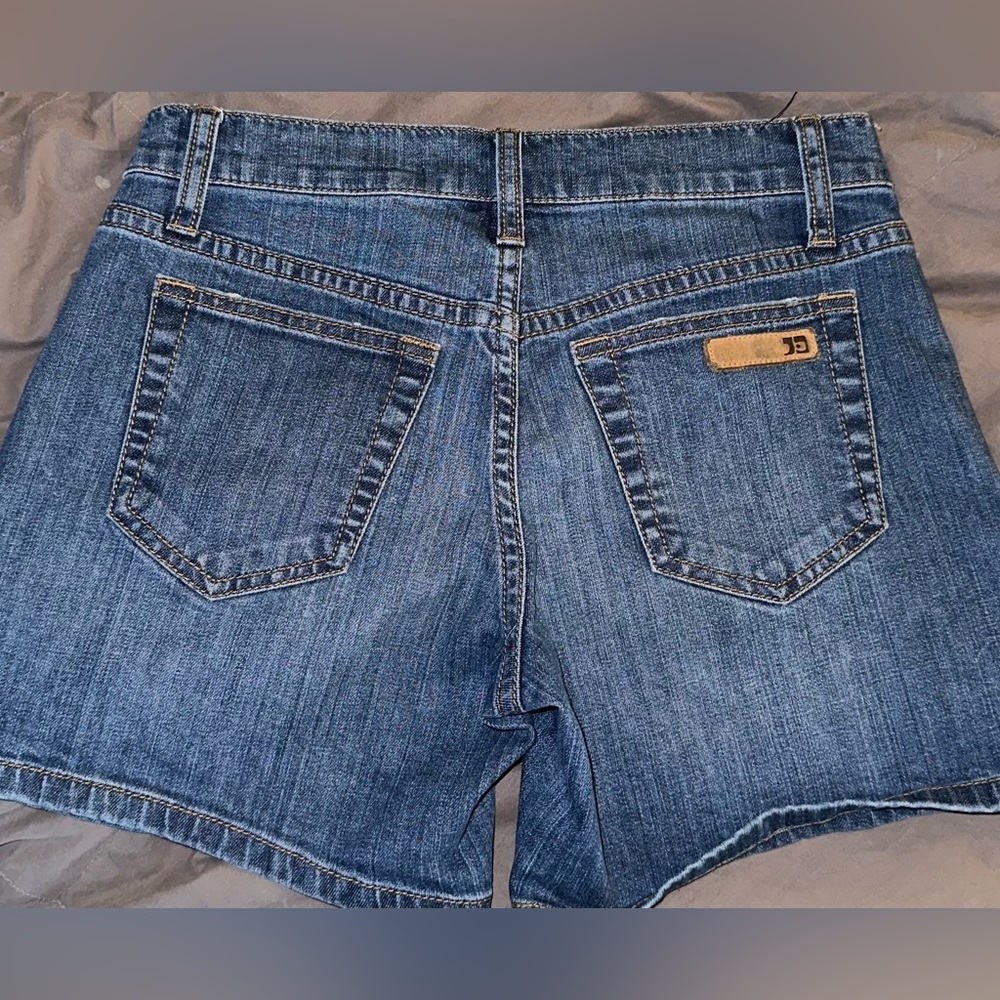 “Joes” brand denim shorts. Worn once, excellent condition. Size 25